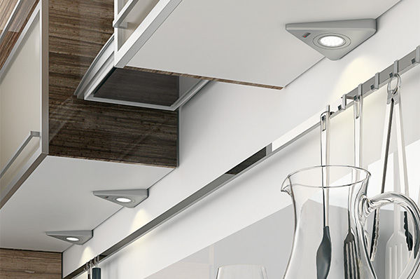Комплект из 3-х светильников LED Triangolo Встроенная подсветка