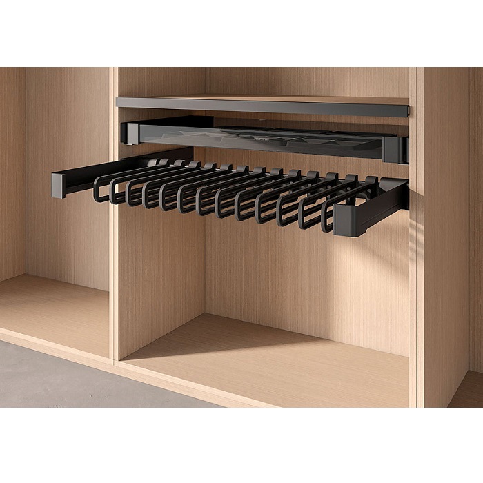 �������� ��������� ��� ���� � ���� ��������� 320 ��, ������ W 760-820 ��, D 345 ��, � 11 ���������, � � �1