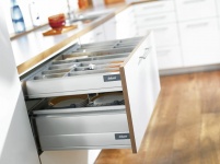 ������� ����� ������ �������� ������� � ������������ �������� ���������